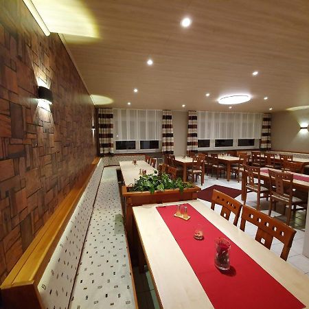 Gasthof Zum Goldenen Hirschen Hotel Geroldsgrun Kültér fotó